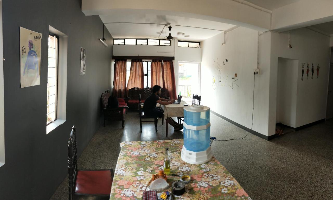 Monkey Mind Hostel مادغاون المظهر الخارجي الصورة