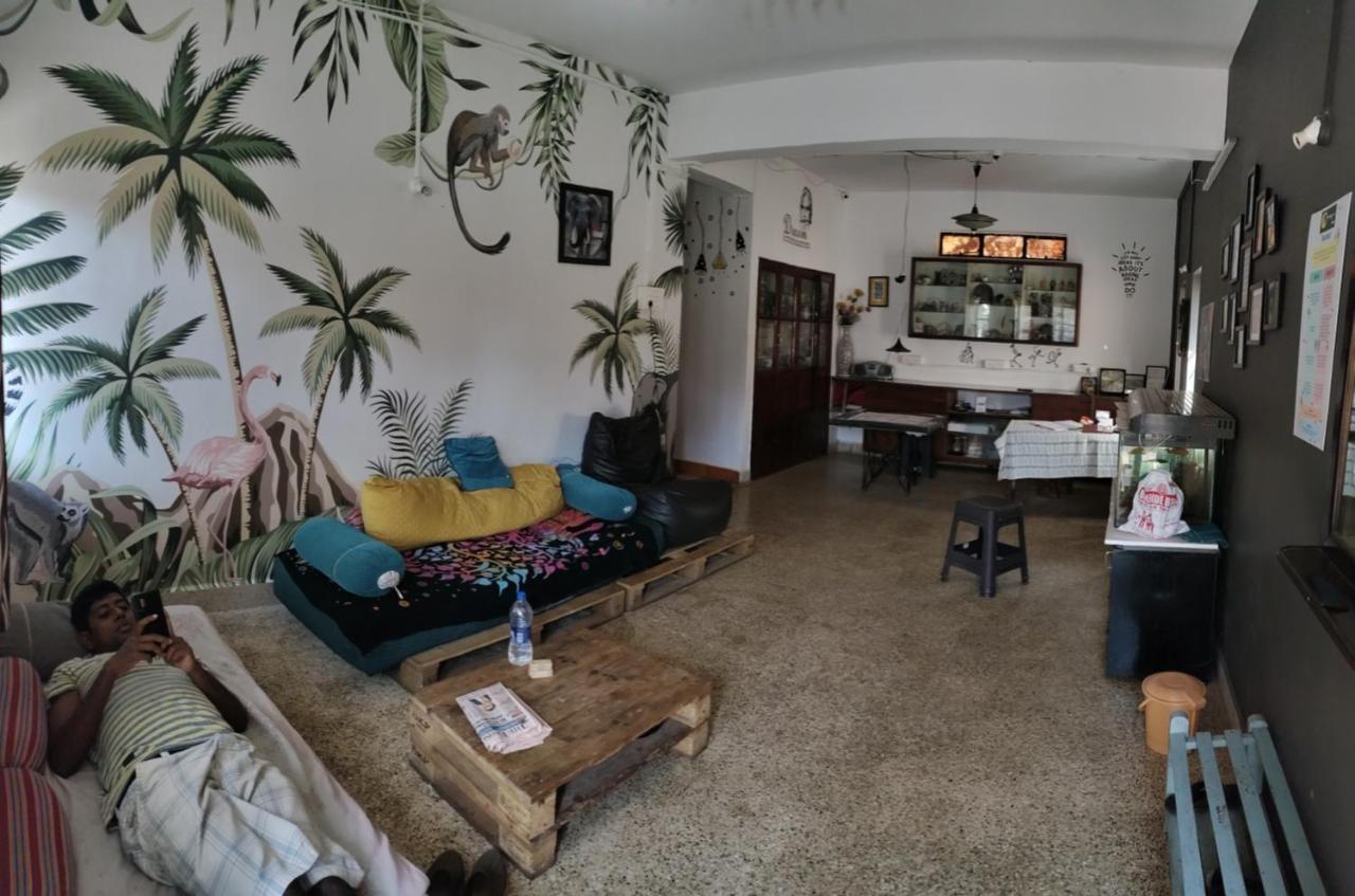 Monkey Mind Hostel مادغاون المظهر الخارجي الصورة
