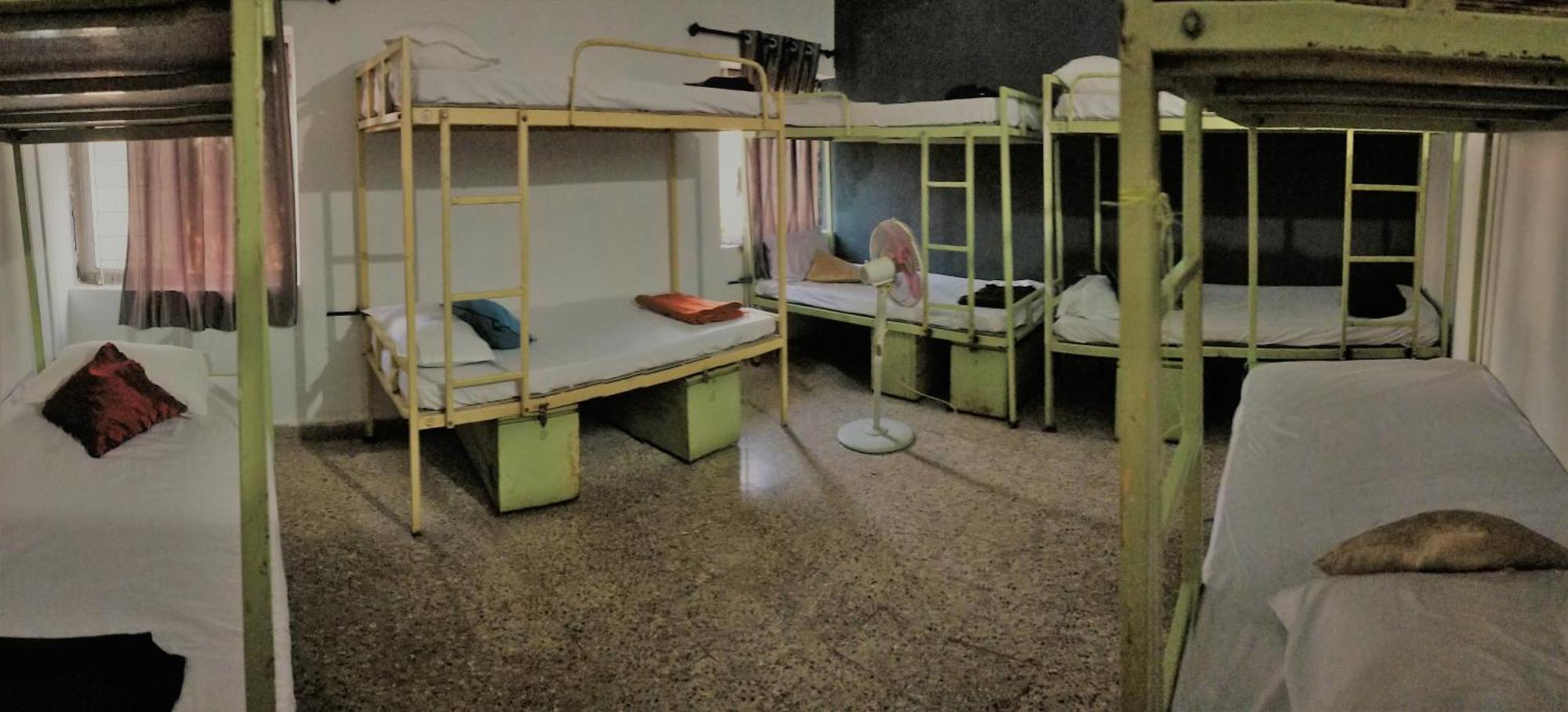 Monkey Mind Hostel مادغاون الغرفة الصورة
